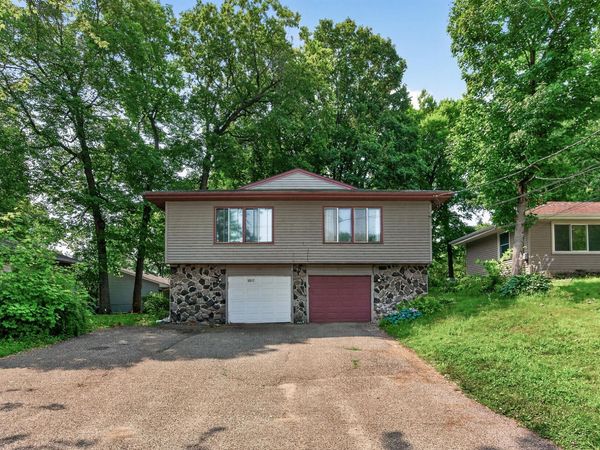 5017-5019 Shoreline Drive, Mound, MN 55364
