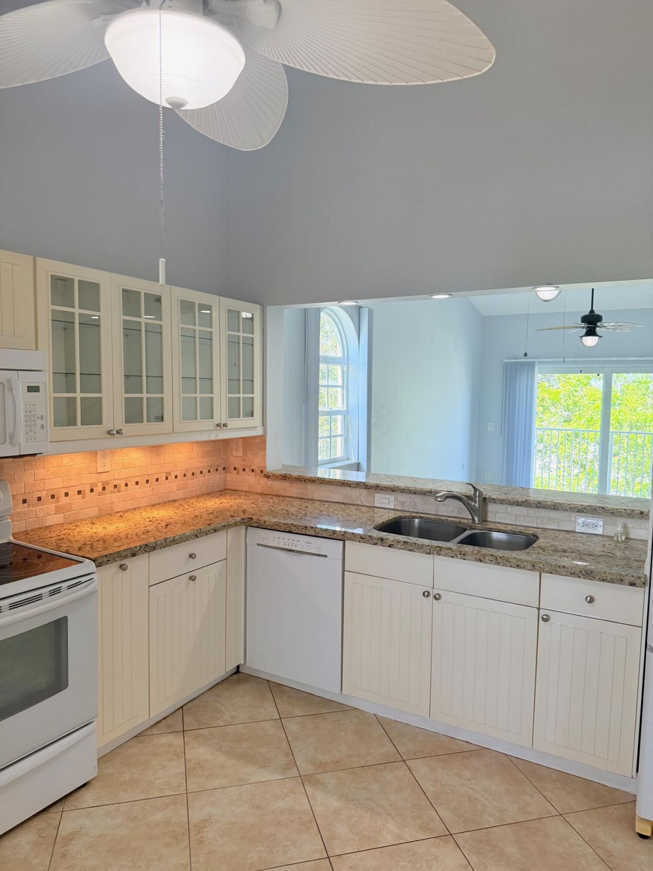 2351 NE 14th Street Causeway, Unit 537, Pompano Beach, FL 33062 Photo