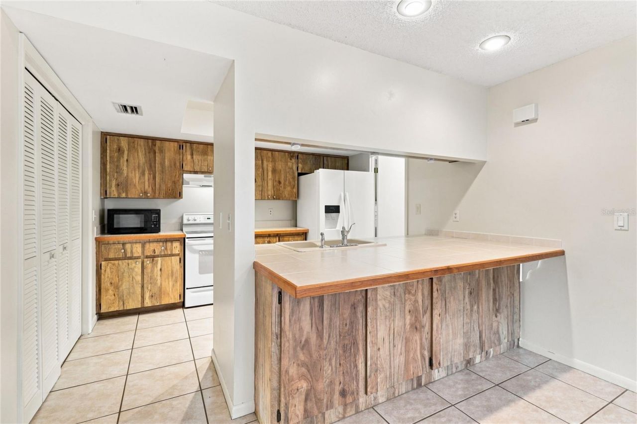 83 Golfview Drive , Homosassa, FL 34446 Photo