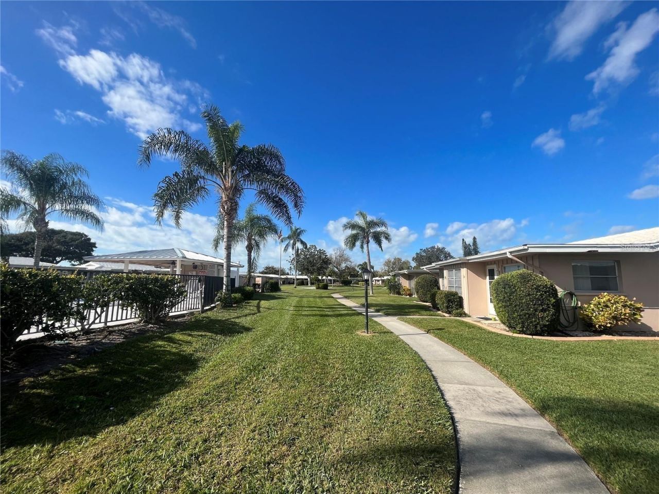 3276 Brunswick Lane, Unit 705, Sarasota, FL 34239 Photo