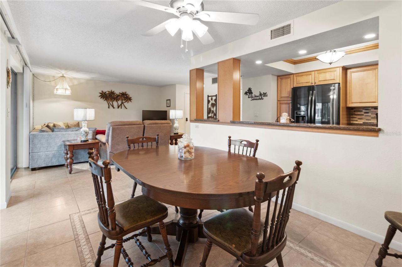 6337 Manatee Avenue W, Unit 6337, Bradenton, FL 34209 Photo