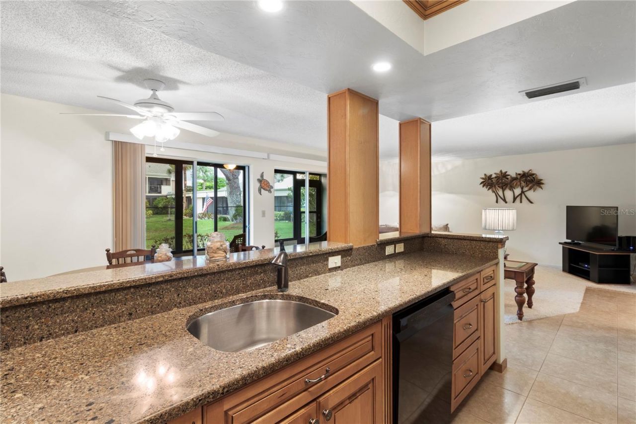 6337 Manatee Avenue W, Unit 6337, Bradenton, FL 34209 Photo
