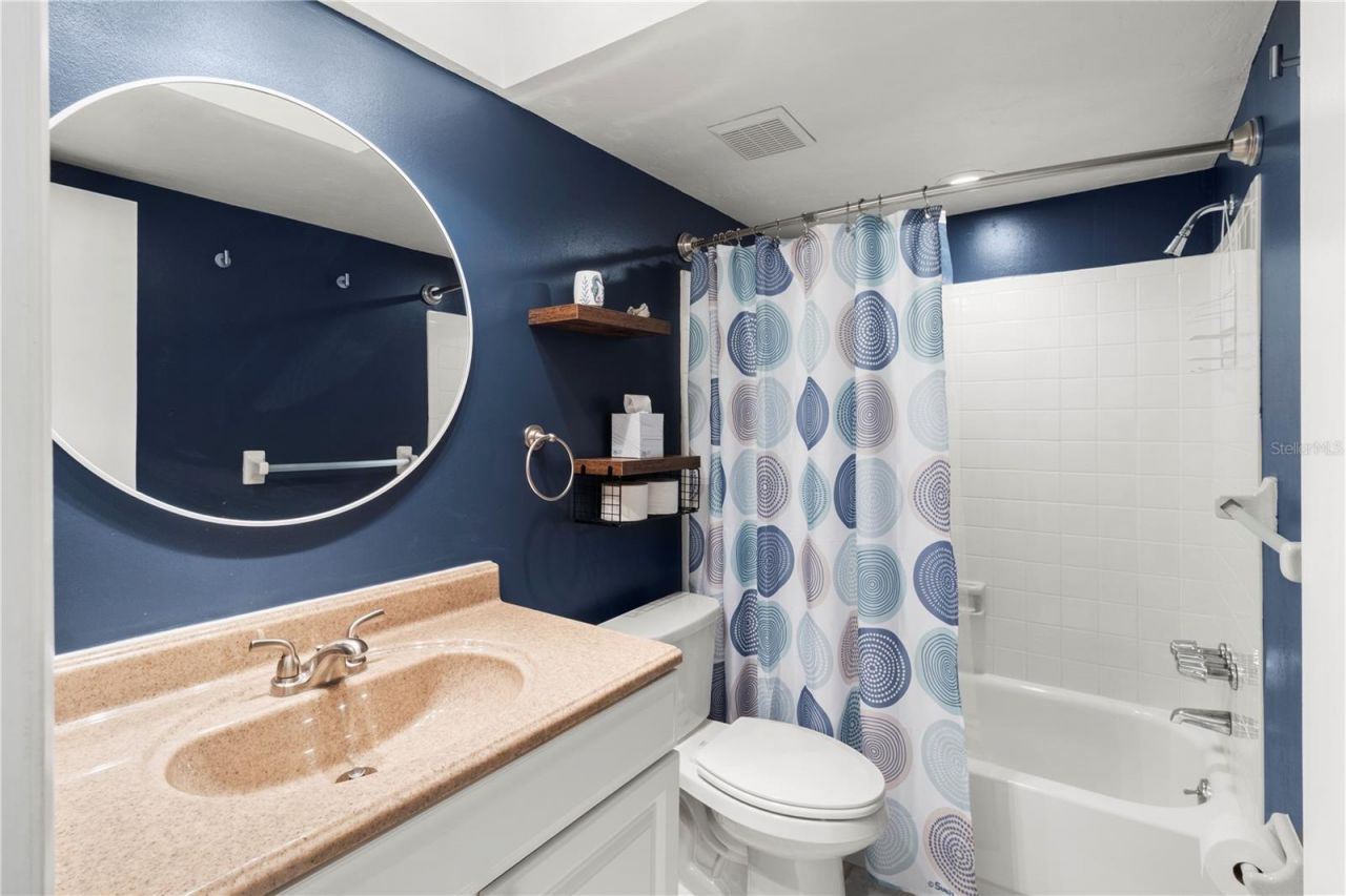 6337 Manatee Avenue W, Unit 6337, Bradenton, FL 34209 Photo