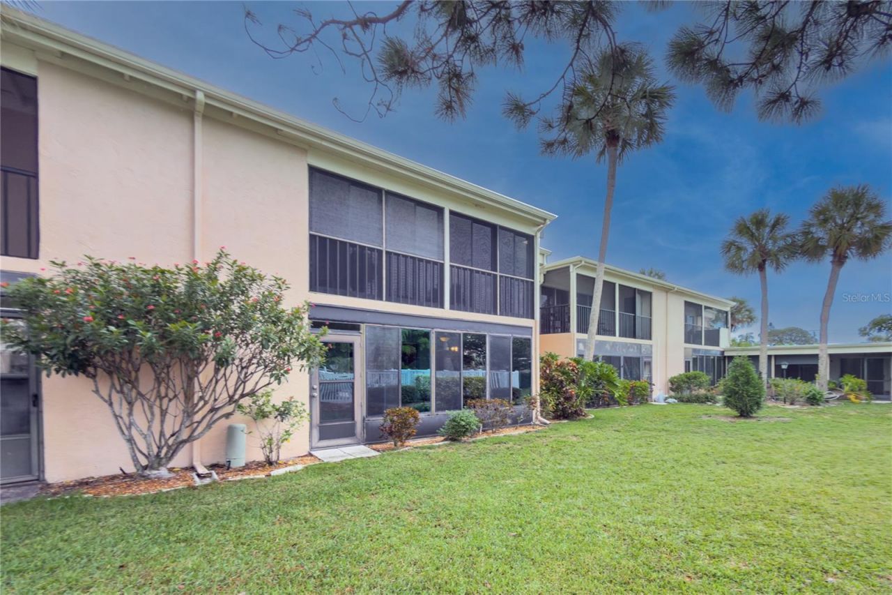 6337 Manatee Avenue W, Unit 6337, Bradenton, FL 34209 Photo
