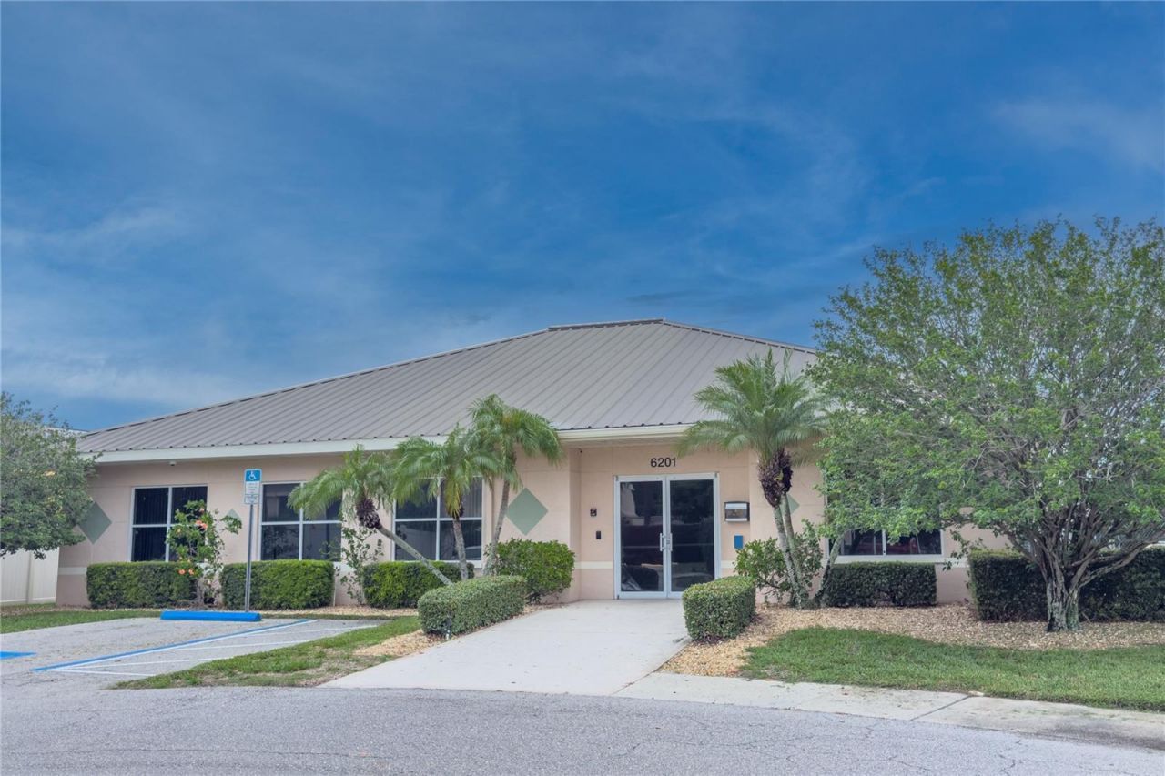 6337 Manatee Avenue W, Unit 6337, Bradenton, FL 34209 Photo