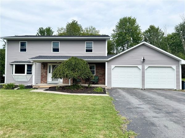 35 Metcalf Drive , Auburn, NY 13021