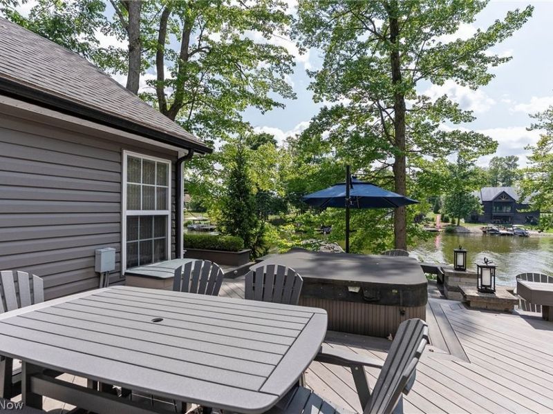 2264 Morning Star Drive, Roaming Shores, OH 44084 Photo 13
