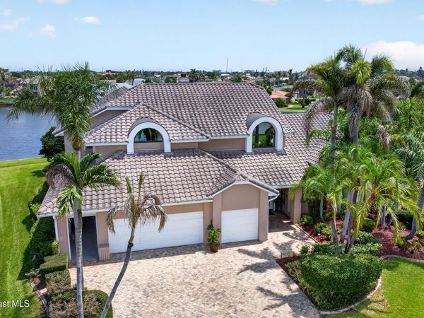 491 Turtle Circle, Indian Harbour Beach, FL 32937