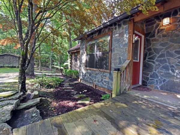 566 Sharewood Forest, Morganton, GA 30560