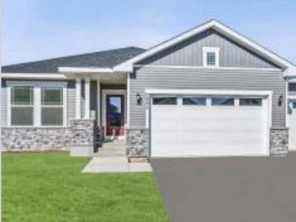 2958 Trinity Drive, Shakopee, MN 55379