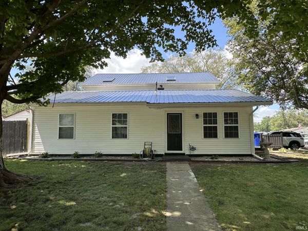 1012 CHIPPEWA Lane, Kokomo, IN 46902