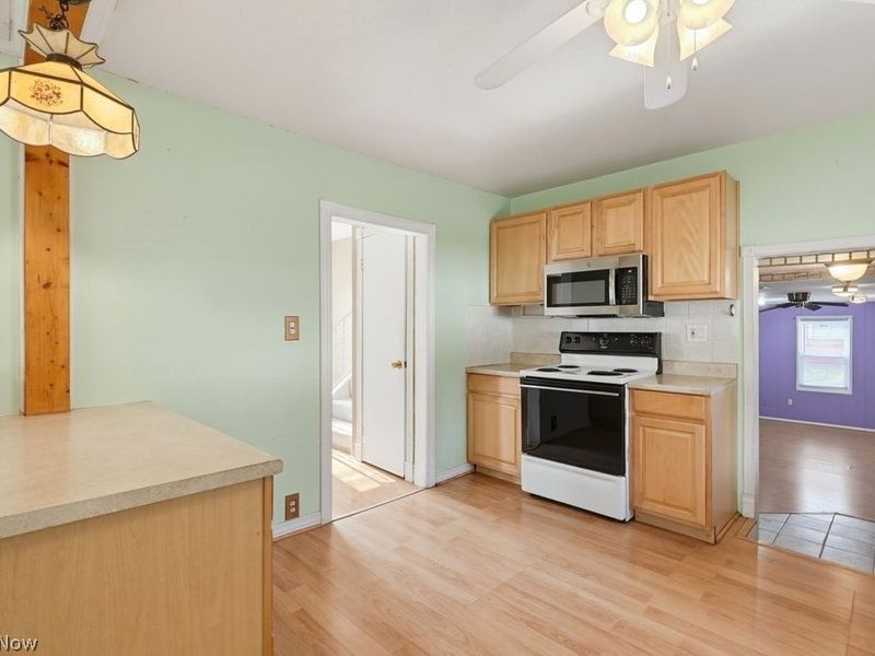34112 Sylvia Drive, Eastlake, OH 44095 Photo 11