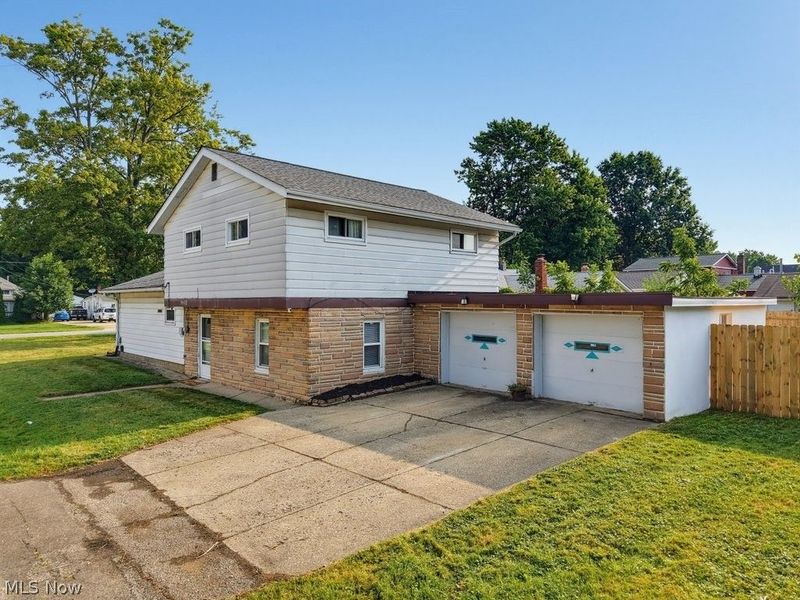 34112 Sylvia Drive, Eastlake, OH 44095 Photo 34