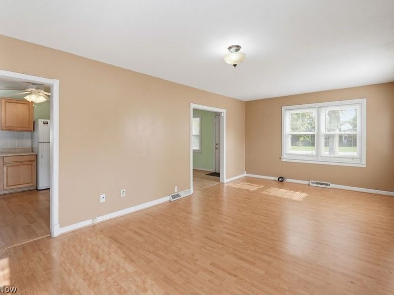34112 Sylvia Drive, Eastlake, OH 44095 Photo 7