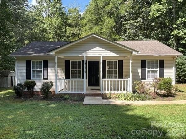 159 Overcreek Road , Mooresville, NC 28117