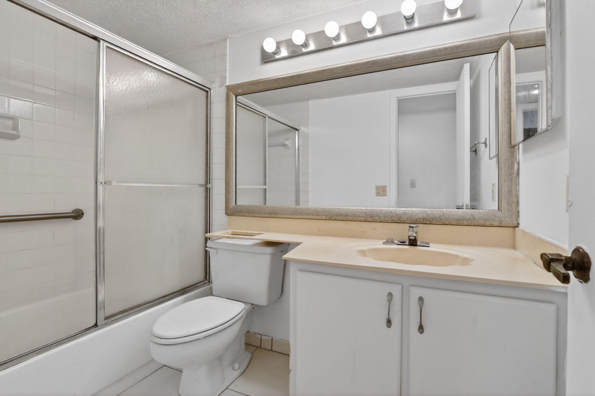 250 S Hollybrook Terrace, Unit 208, Pembroke Pines, FL 33025 Photo