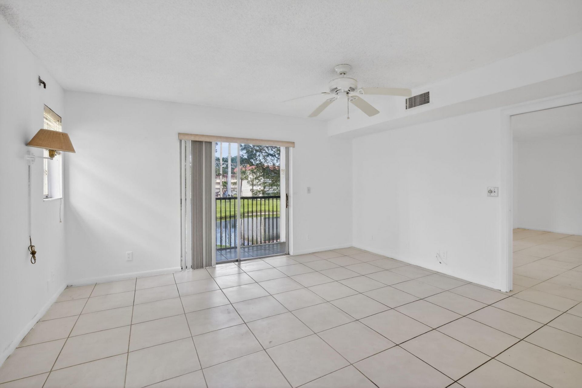250 S Hollybrook Terrace, Unit 208, Pembroke Pines, FL 33025 Photo
