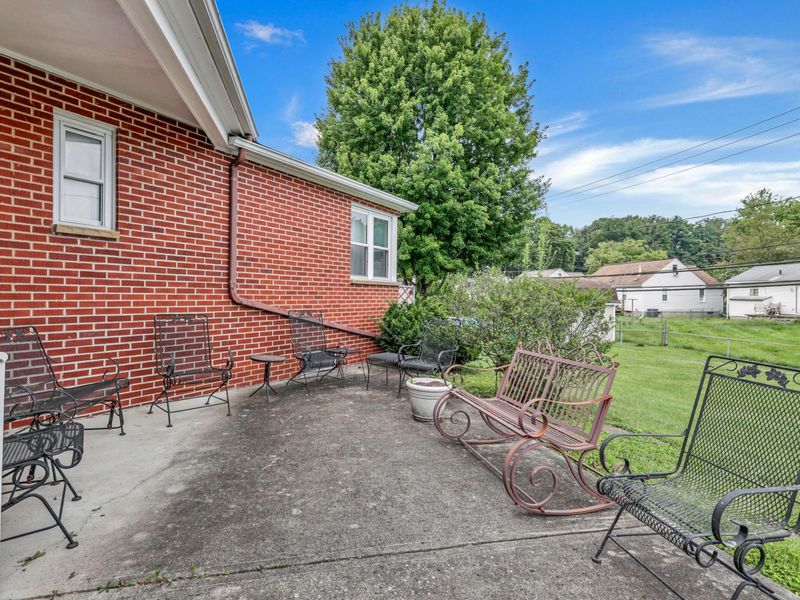 1804 N Columbus Street , Lancaster, OH 43130 Photo 42