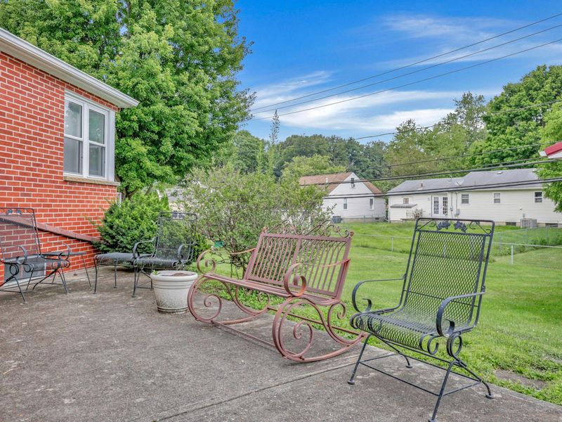 1804 N Columbus Street , Lancaster, OH 43130 Photo 43