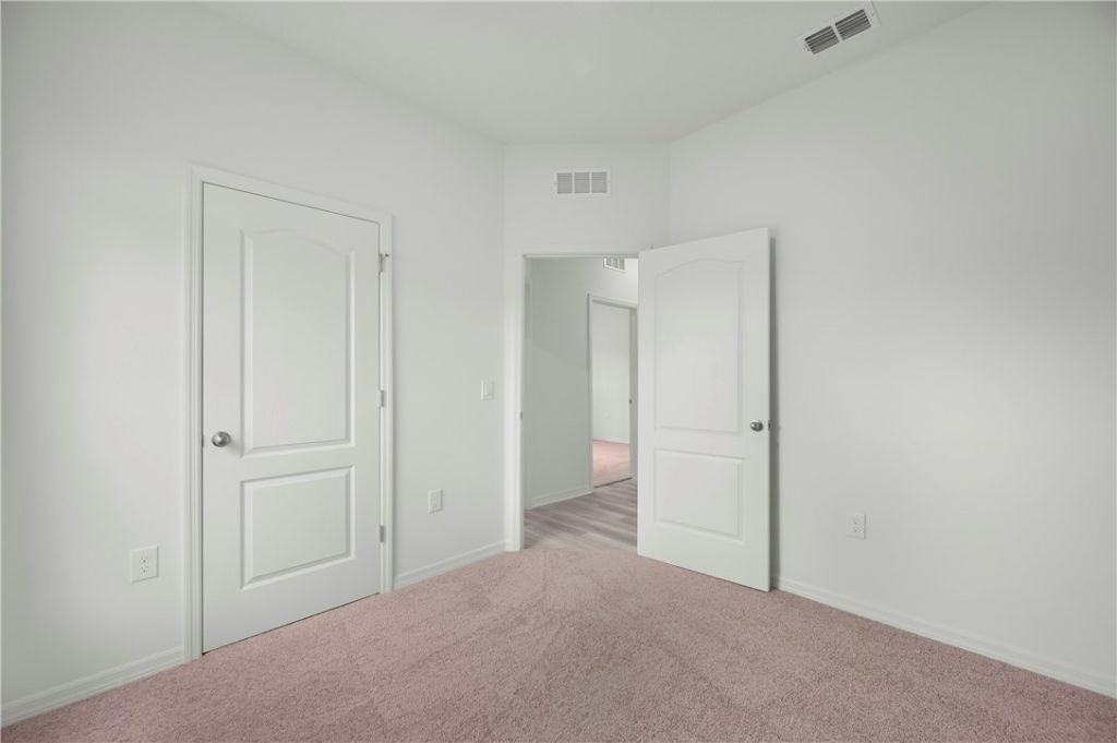8025 100th Court , Vero Beach, FL 32967 Photo