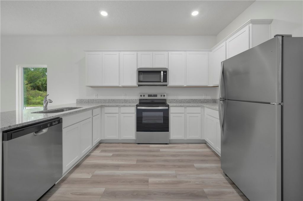 8025 100th Court , Vero Beach, FL 32967 Photo