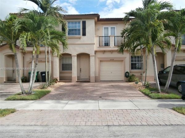 12728 SW 133rd St , Miami, FL 33186