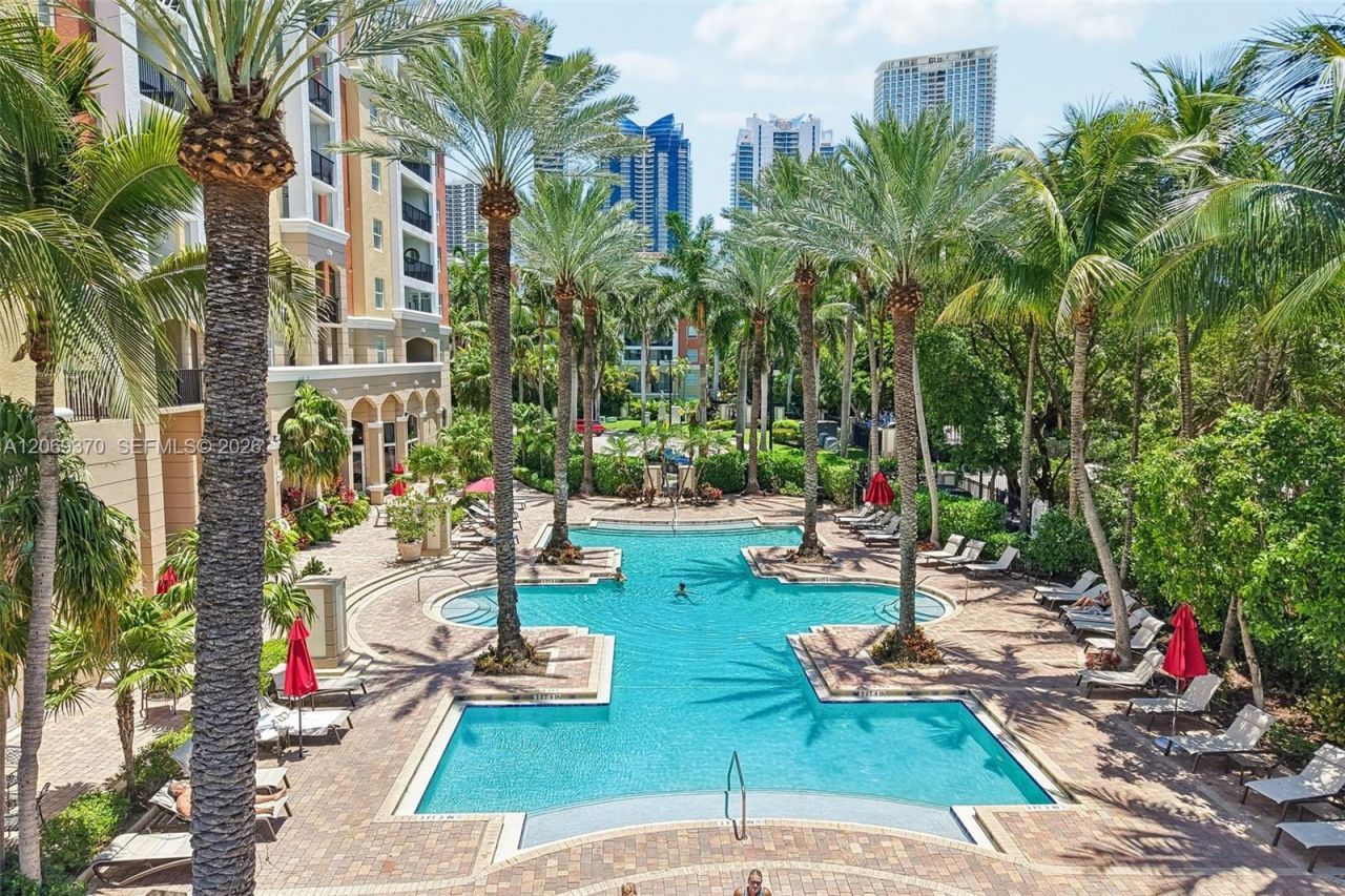 17100 N Bay Rd , Unit 1407, Sunny Isles Beach, FL 33160 Photo