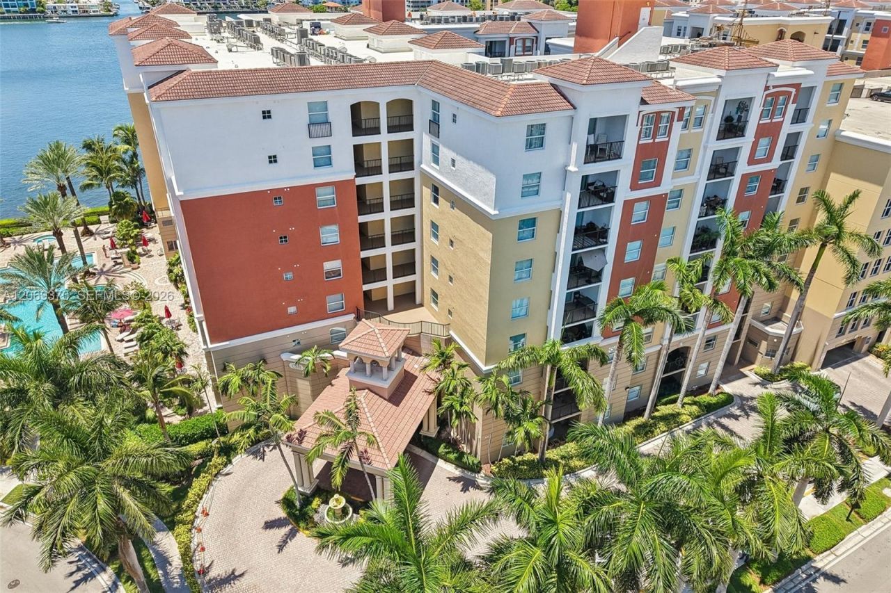 17100 N Bay Rd , Unit 1407, Sunny Isles Beach, FL 33160 Photo