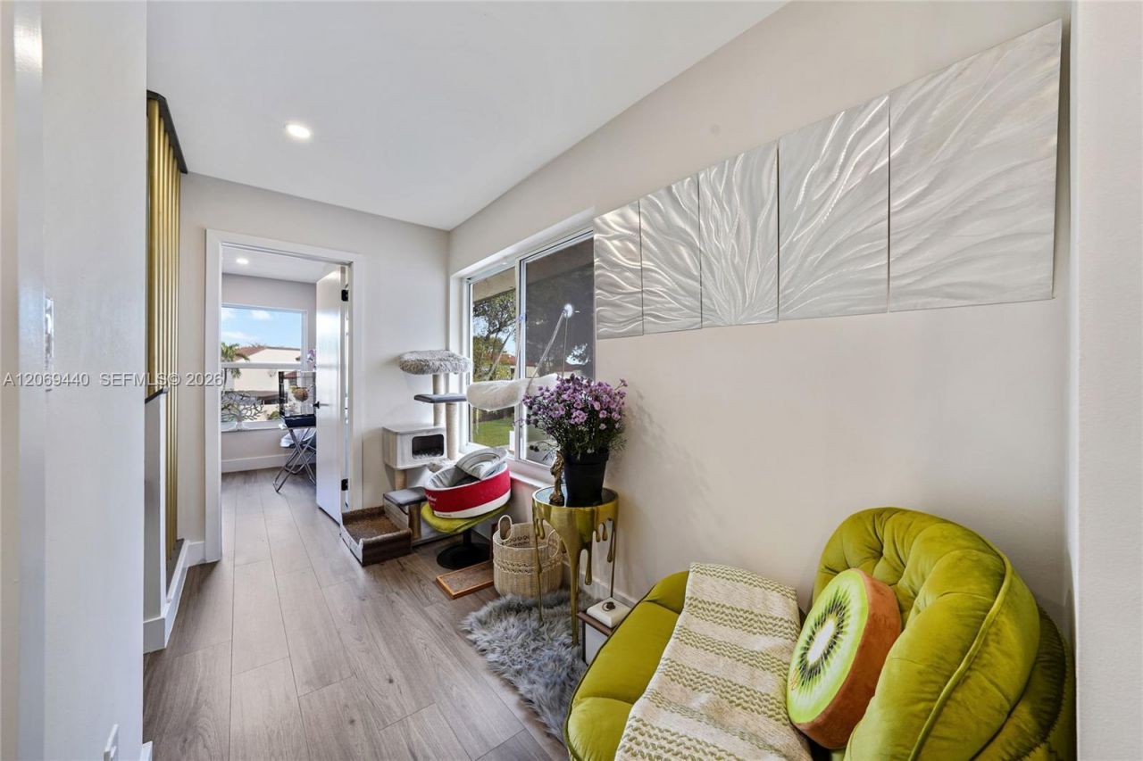 10310 NW 5th Ter, Unit 4-26, Miami, FL 33172 Photo