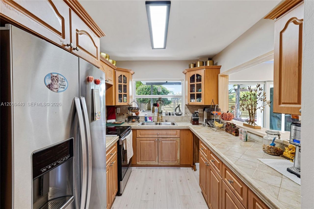 10310 NW 5th Ter, Unit 4-26, Miami, FL 33172 Photo