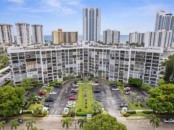 1000 Parkview Dr , Unit 614, Hallandale Beach, FL 33009