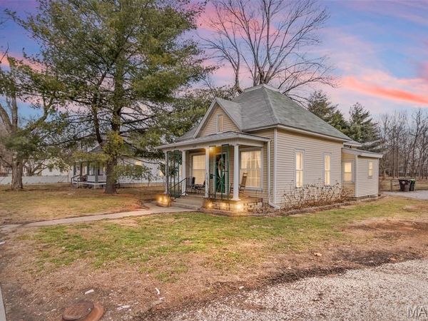 360 S Main Street , White Hall, IL 62092