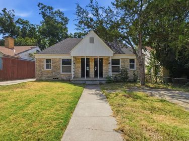 2508 Roanoke Avenue, Dallas, TX 75235
