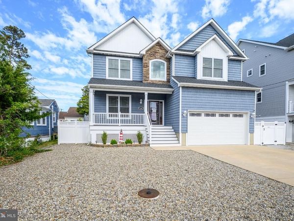 24 WOODHAVEN ROAD, TOMS RIVER, NJ 08753