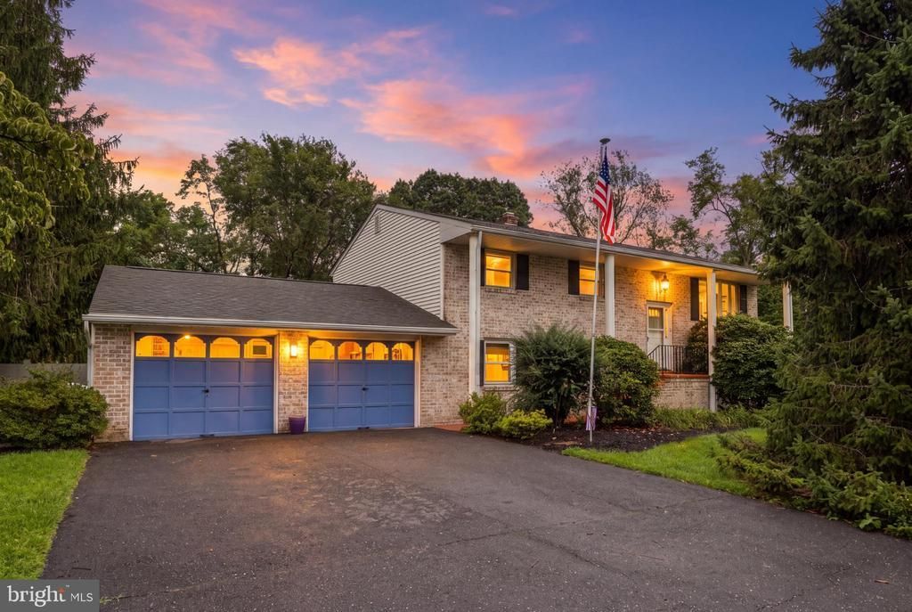 426 JENNIFER DRIVE, NEW CUMBERLAND, PA 17070