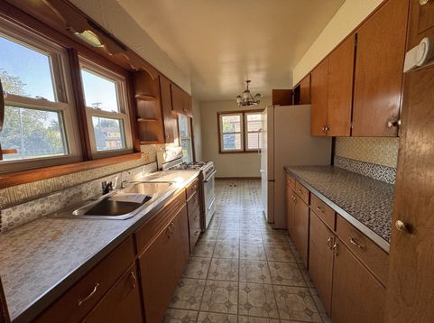 Main Photo