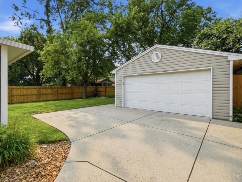 7903 Buckeye Crescent, Madeira, OH 45243 Photo 38