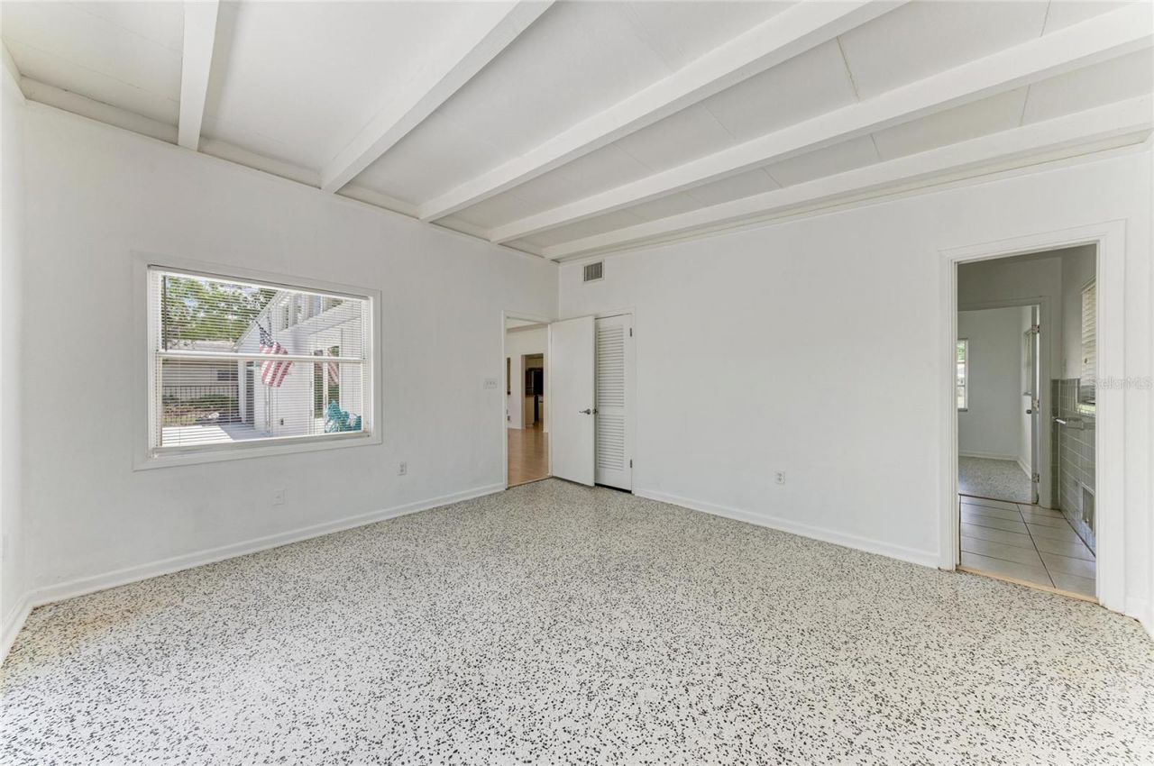 413 Whitfield Avenue, Sarasota, FL 34243 Photo