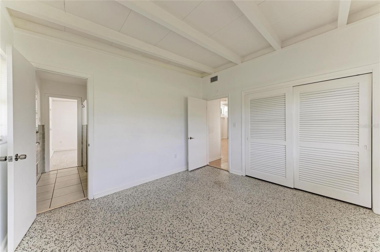 413 Whitfield Avenue, Sarasota, FL 34243 Photo