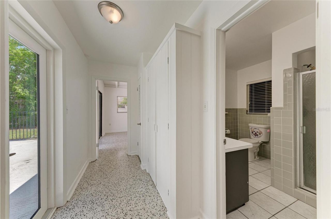 413 Whitfield Avenue, Sarasota, FL 34243 Photo