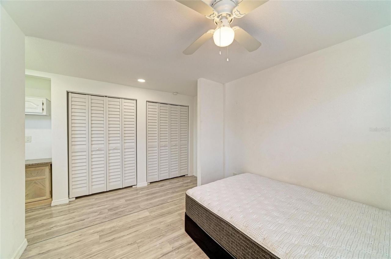 413 Whitfield Avenue, Sarasota, FL 34243 Photo