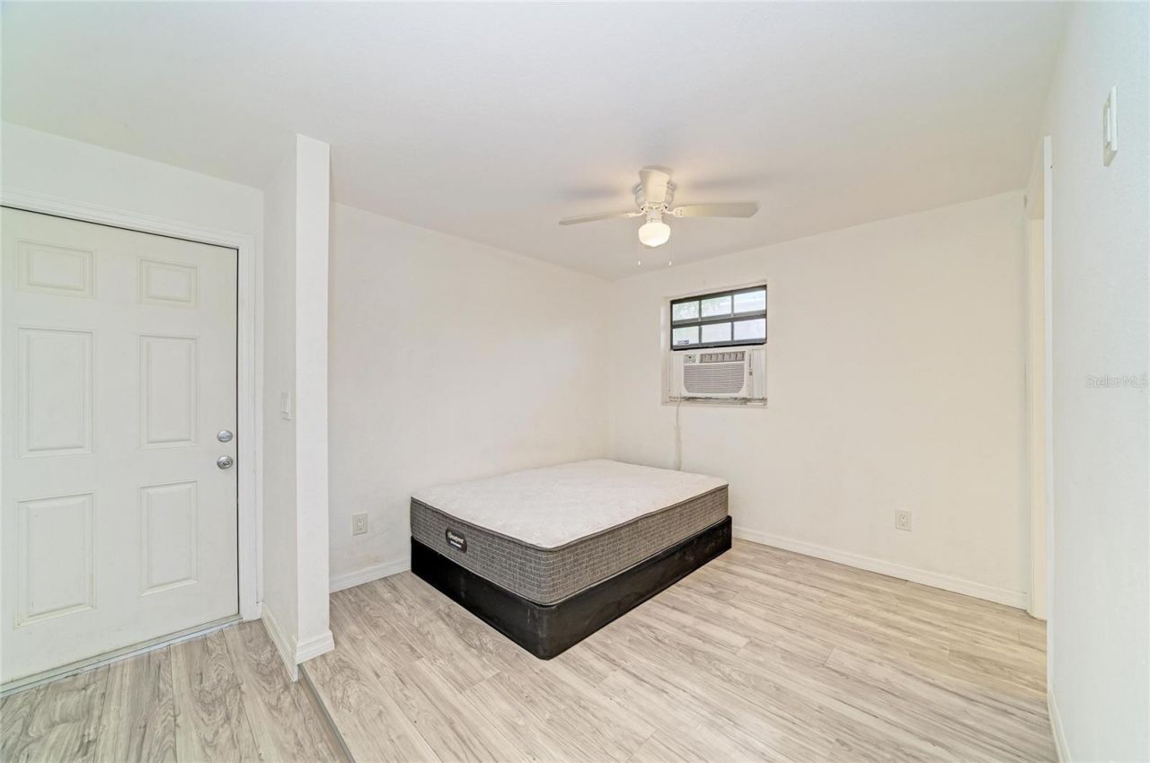413 Whitfield Avenue, Sarasota, FL 34243 Photo