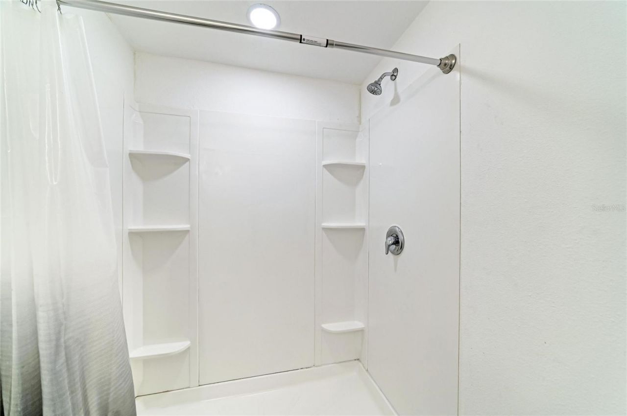 413 Whitfield Avenue, Sarasota, FL 34243 Photo