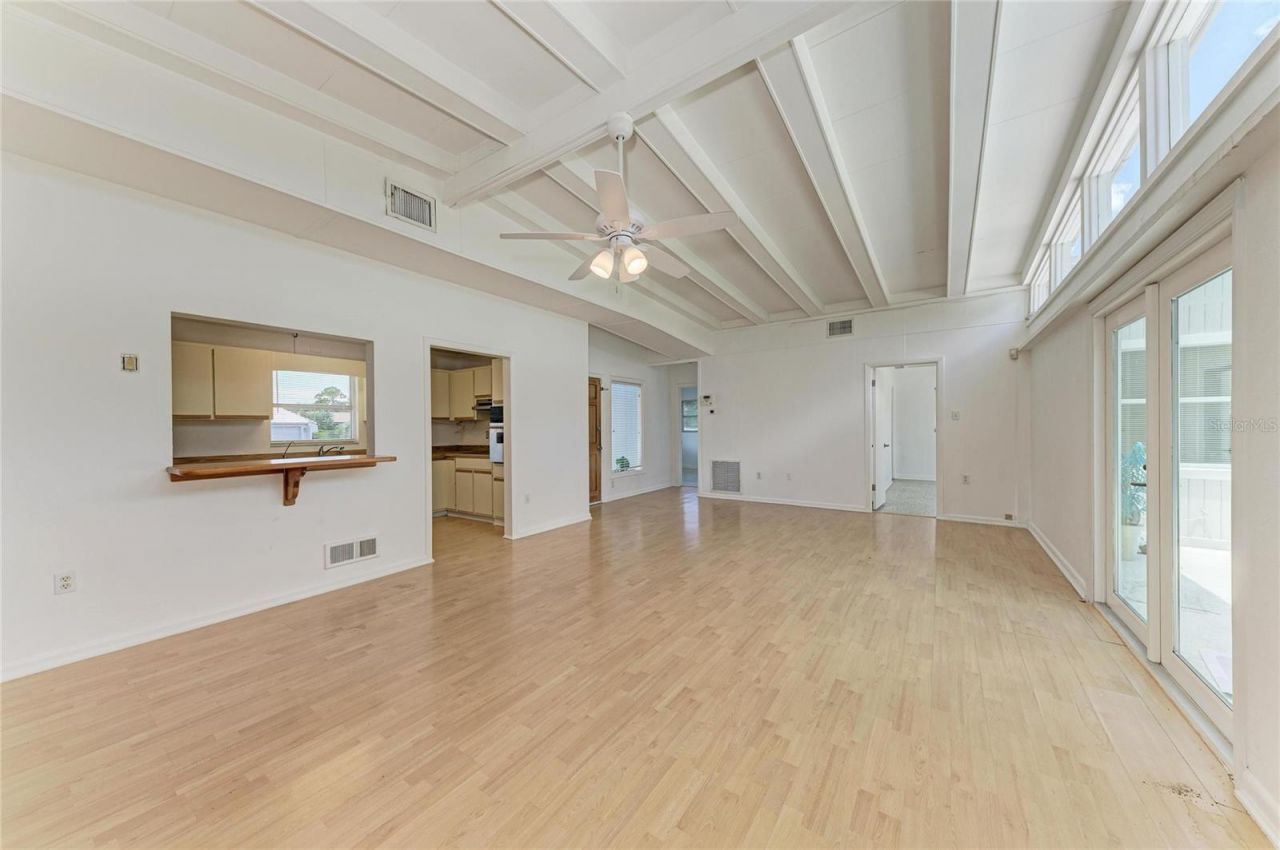 413 Whitfield Avenue, Sarasota, FL 34243 Photo