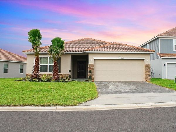 1162 OAK BLUFF DRIVE , DAVENPORT, FL 33837