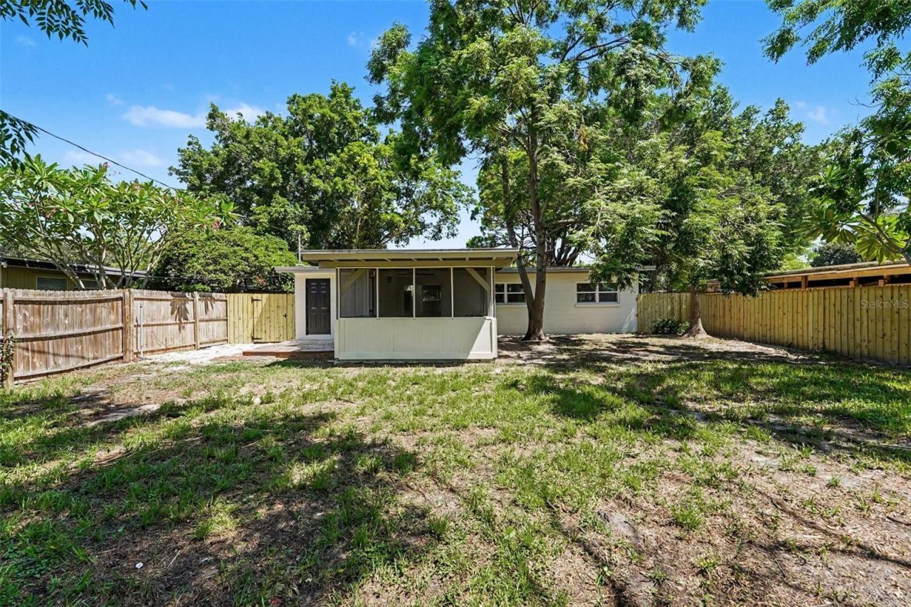 340 55th Ave S, Saint Petersburg, FL 33705 Photo