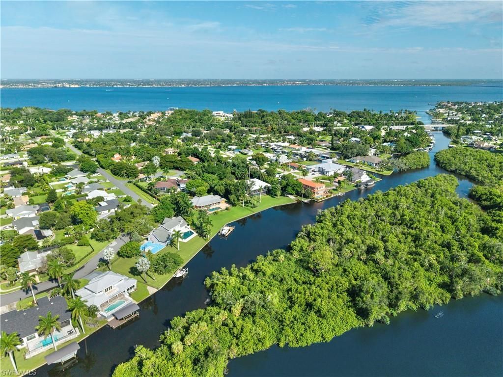 5539 Natoma Dr , Fort Myers, FL 33919 Photo