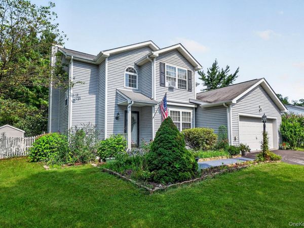 7 Pearlbush Lane , Poughkeepsie, NY 12603