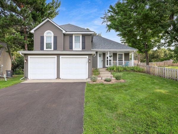 8607 Shiloh Court, Eden Prairie, MN 55347