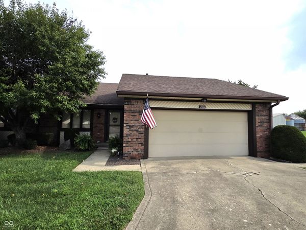 1202 Sycamore Drive , Unit 18, Shelbyville, IN 46176